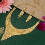 Gold Necklaces & Sets